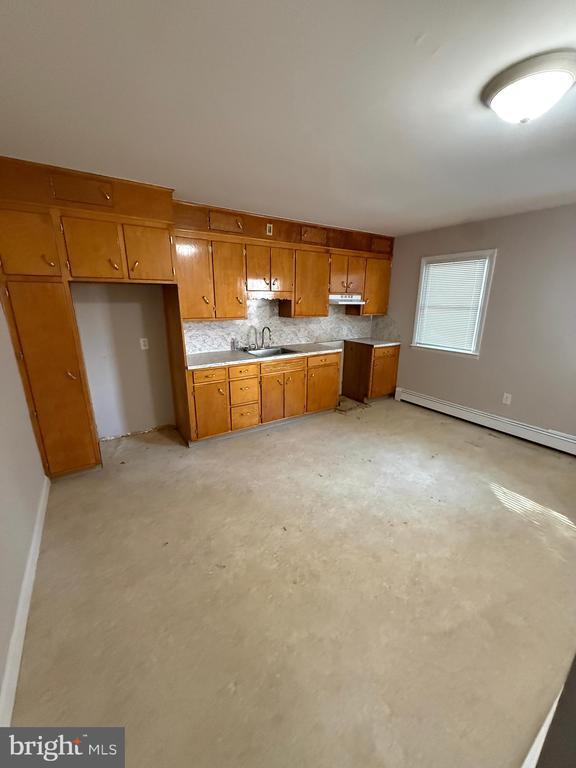 Building Photo - 304 Walnut St