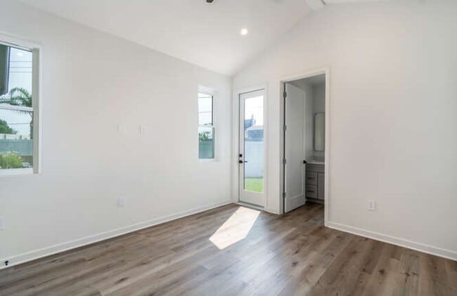 Building Photo - H012-KENWATER