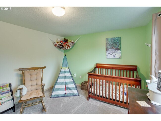Building Photo - 8800 N Drummond Ave