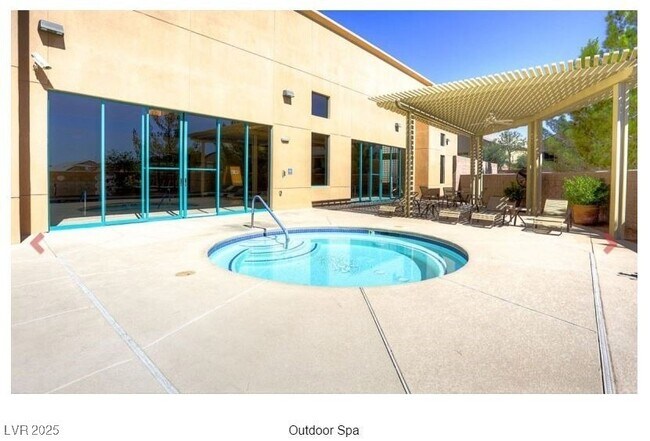 Building Photo - 2535 Jada Dr