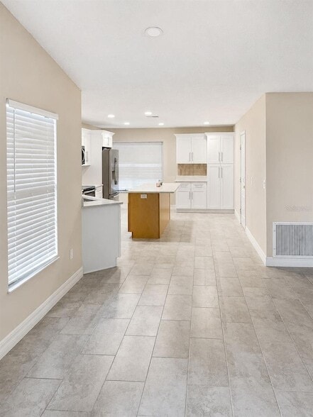 Building Photo - 10114 Allenwood Dr