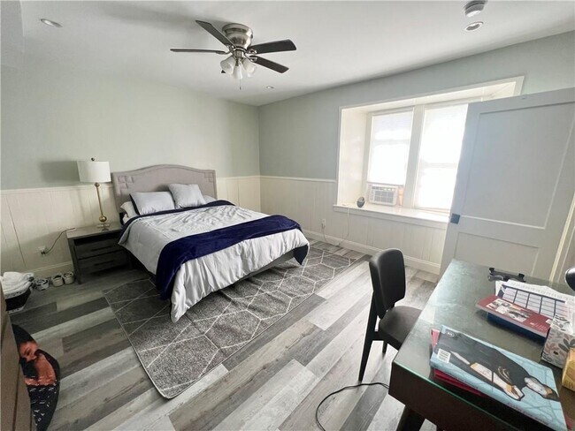 Building Photo - 77 Coggeshall Ave