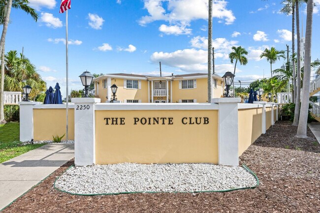 Building Photo - 5700 NE 22nd Way