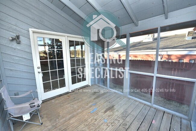 Building Photo - Central Norman 3 Bed 3 Bath PRELEASING FOR FALL 2026 SEMESTER