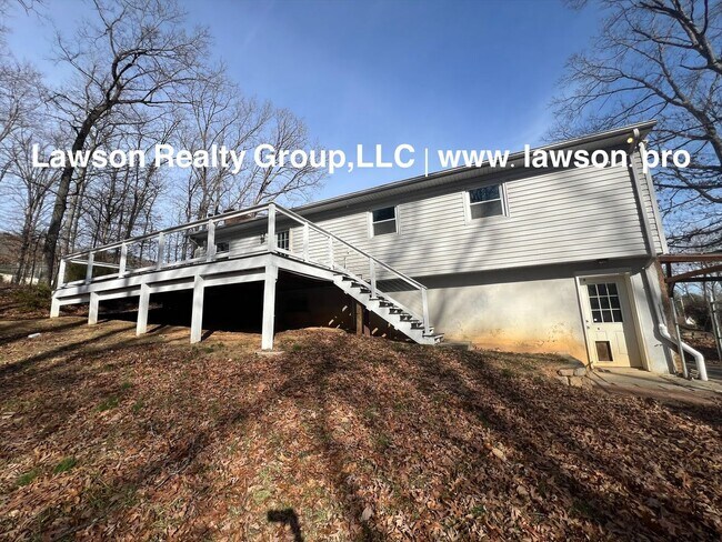 Building Photo - Peaceful Retreat- Homesteaders Dream-Botetourt County