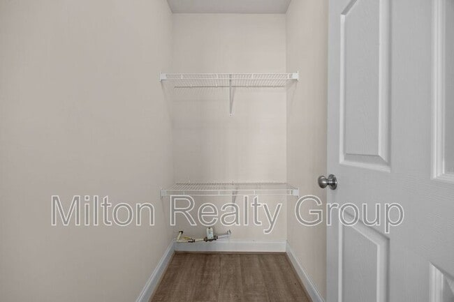 Building Photo - 91 River Stancil Dr