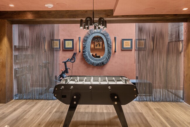 Building Photo - 120 Juan St