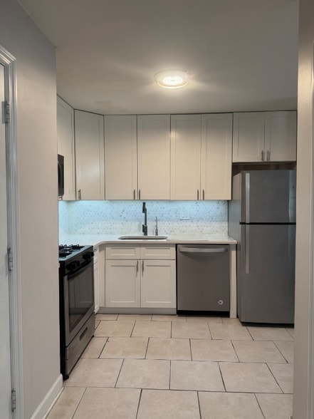 Building Photo - 626 Cricket Ln