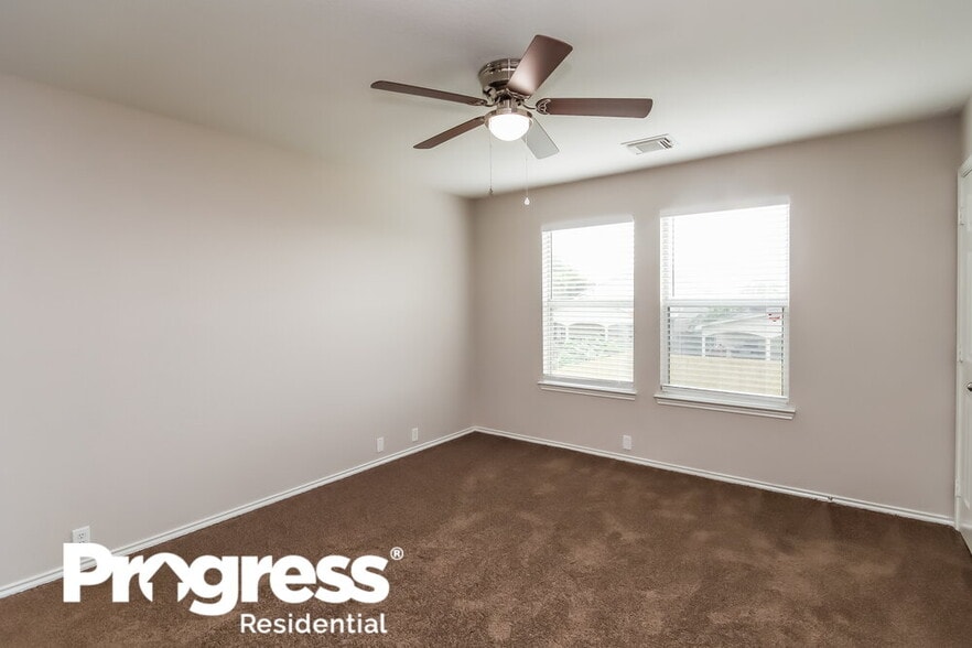 Building Photo - 2018 Greensford Ct