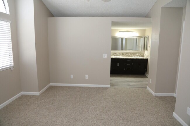 Building Photo - 3540 Stillmeadow Ln
