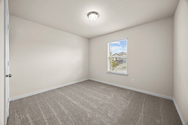 Building Photo - 3249 Glorioso Dr