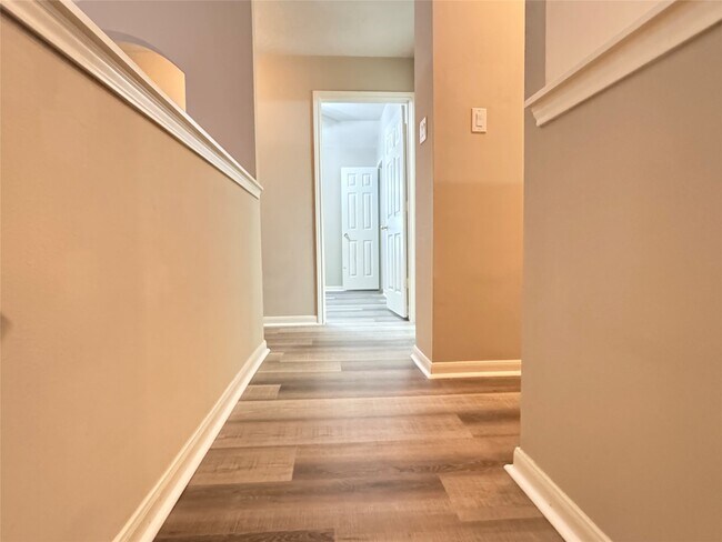 Building Photo - 3710 Heritage Colony Dr