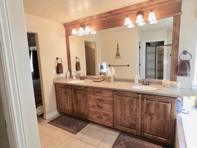 Building Photo - 3080 N CREST DR