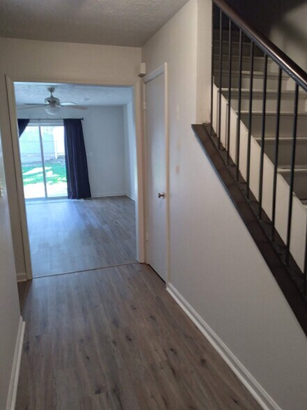 Building Photo - 4288 Newton Cir