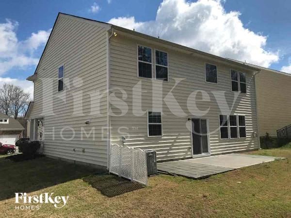 Building Photo - 10729 Sapphire Trail