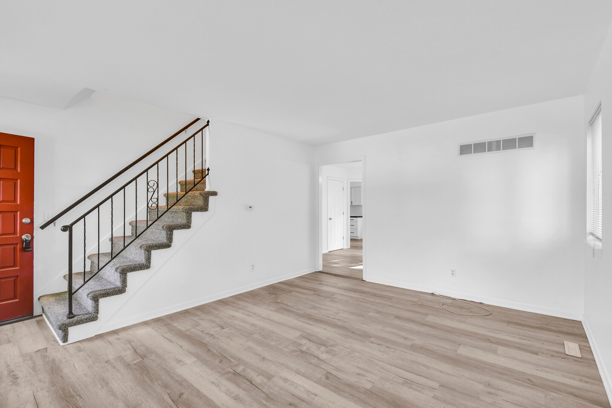 Building Photo - 3702 NE 69th St