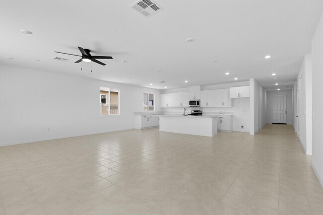 Building Photo - 79131 Sangria Ct