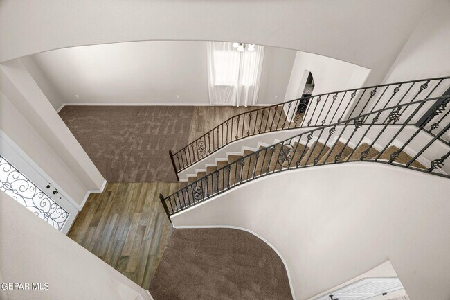 Building Photo - 7877 Enchanted View Dr