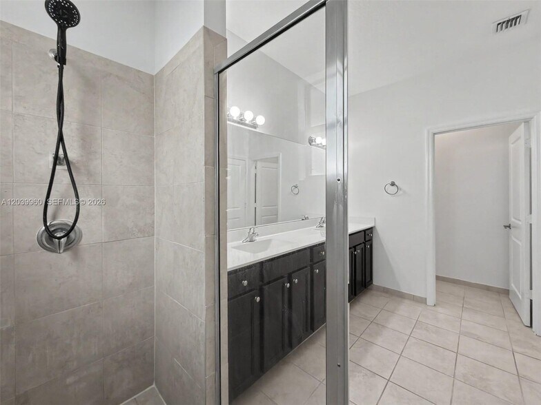 Building Photo - 11296 SW 254th Ter