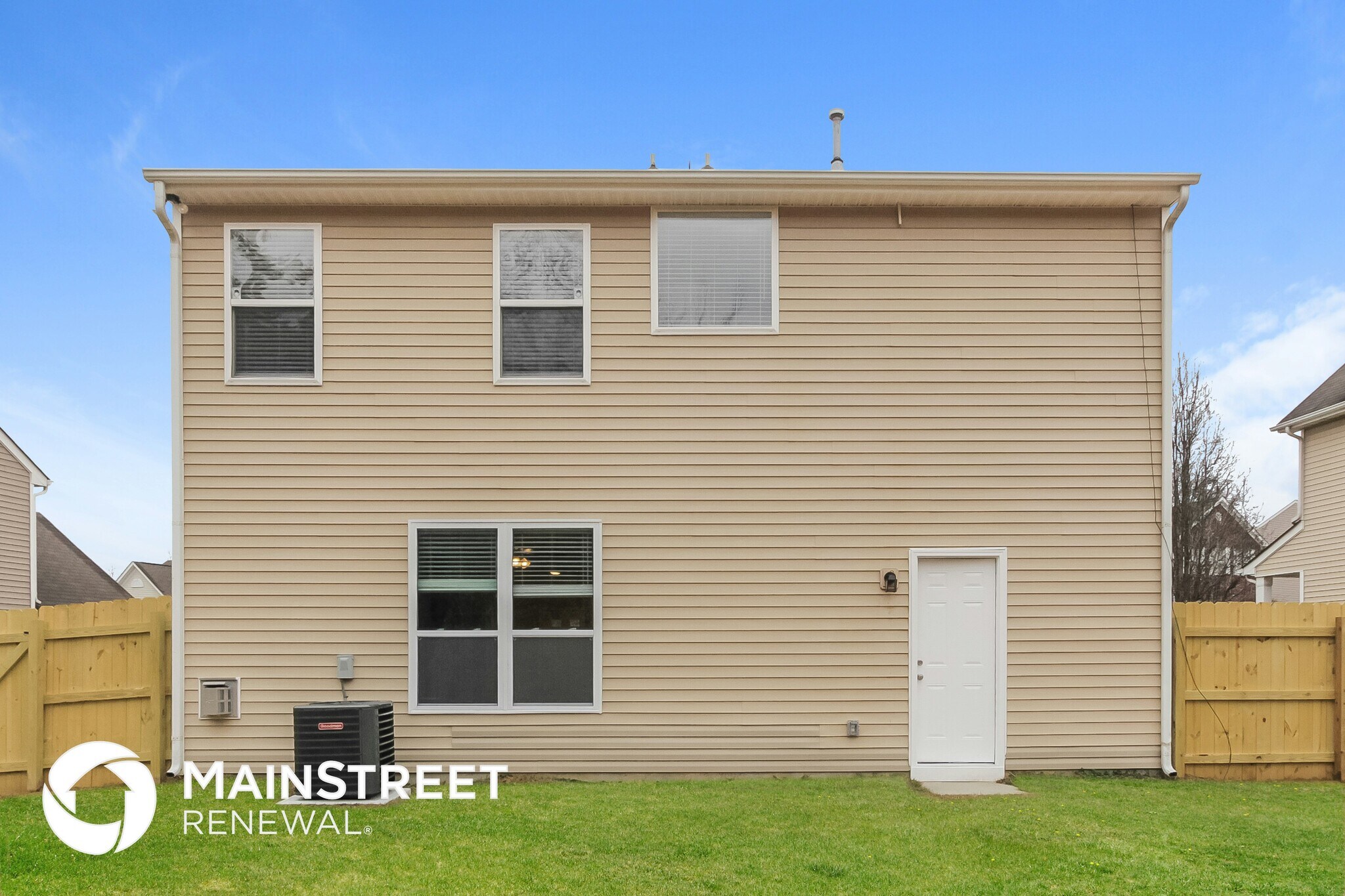 Building Photo - 6817 Goldenwillow Dr