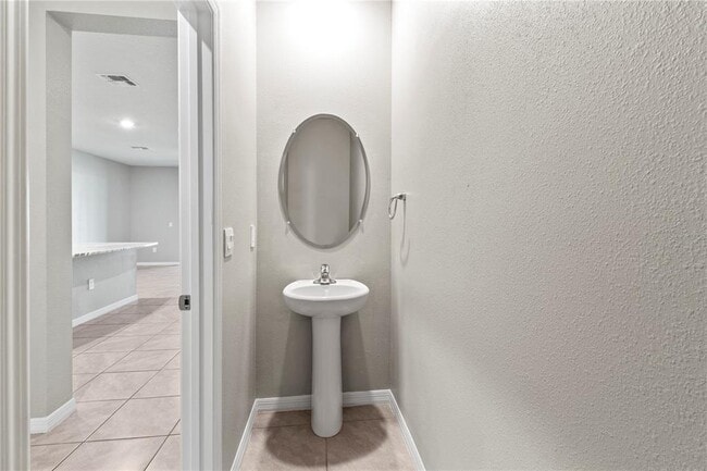 Building Photo - 17637 Crescent Moon Lp