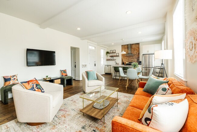 Building Photo - 1826 Republic St