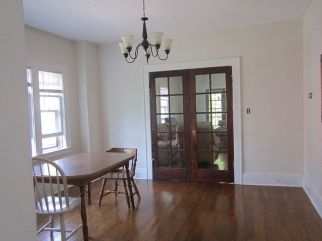 Building Photo - 620 Euclid Ave