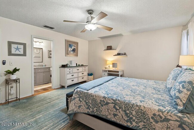 Building Photo - 323 Sand Castle Way