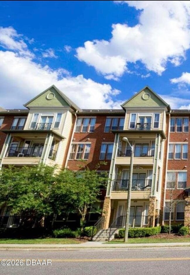 Building Photo - 1185 SW 9th Rd