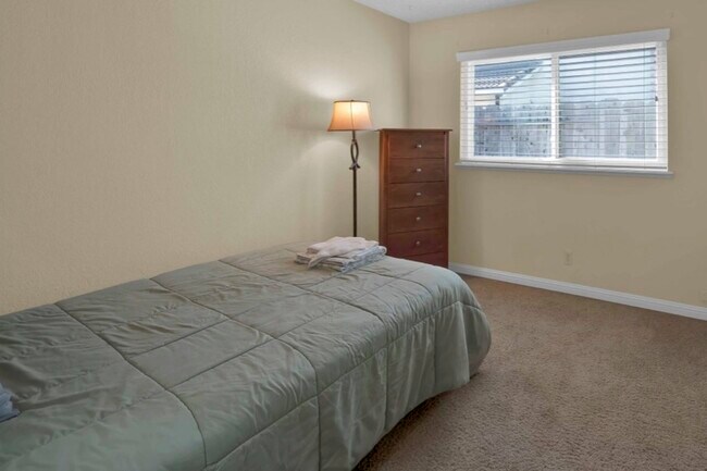 Bedroom 3 - 2430 Lake Redding Dr