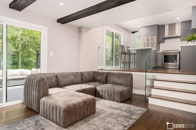 Building Photo - 12407 91st Ave