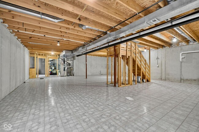 Building Photo - 13636 Falcon Way