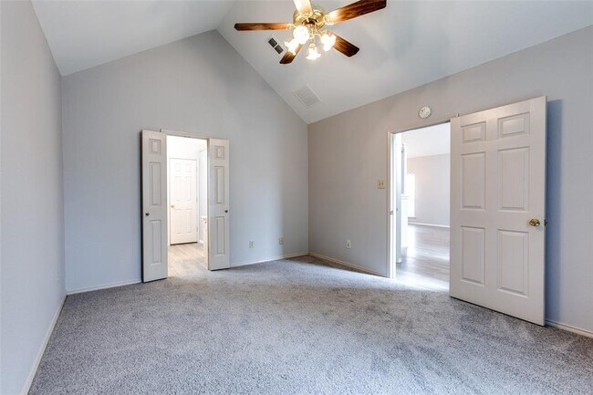 Building Photo - 2719 Cherlin Pl