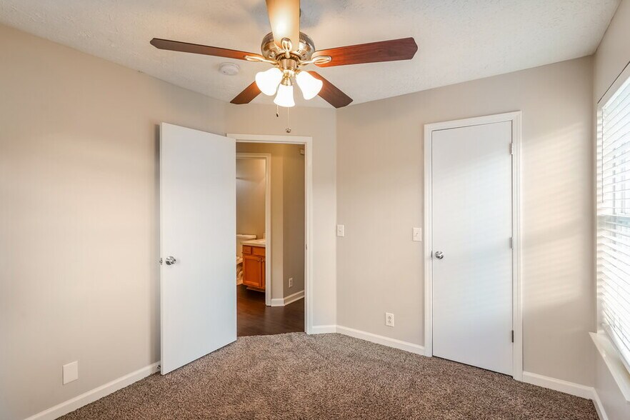 Building Photo - 3104 Chambley Ct