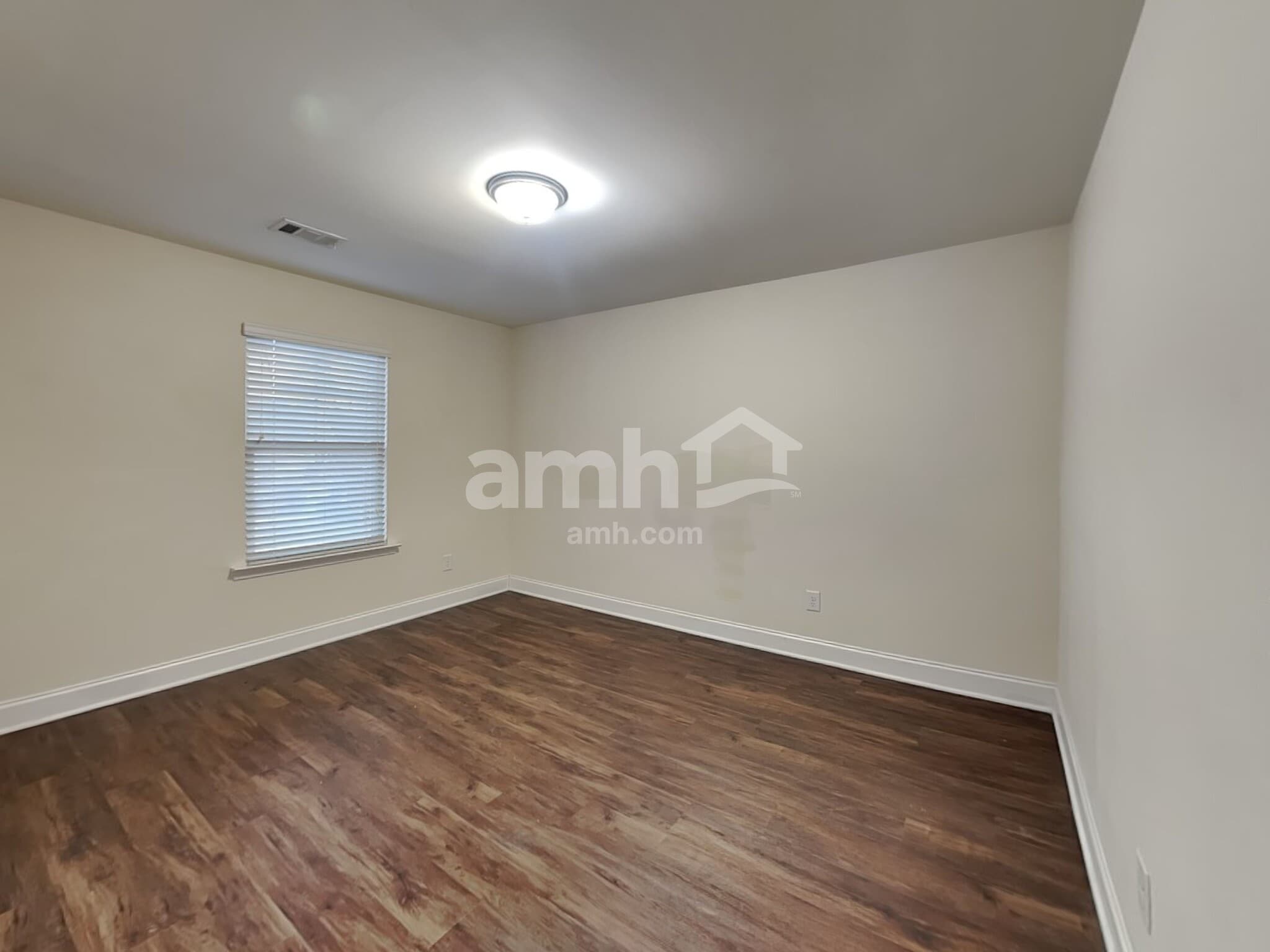 Building Photo - 2515 Beal St