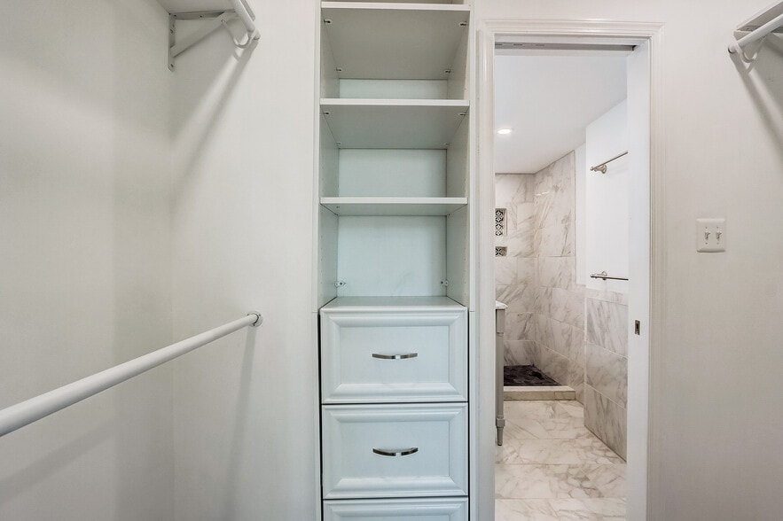 Prinary Walk-In Closet - 240 M St SW