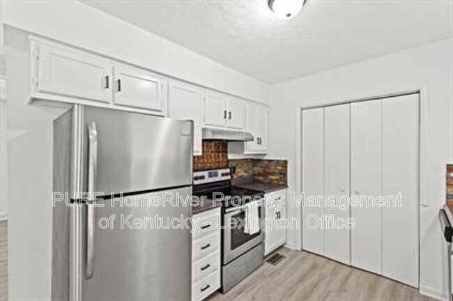 Building Photo - 1187 Venetian Way