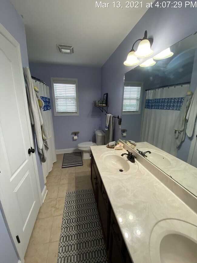 Building Photo - 118 Bolder Drive