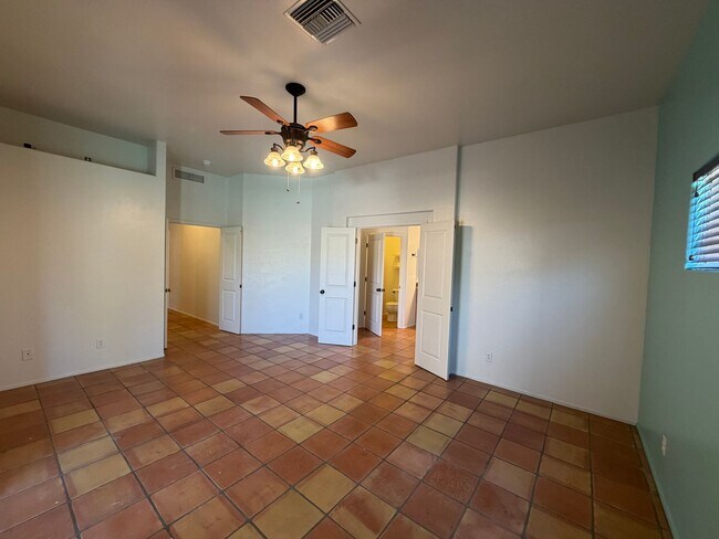 Building Photo - 3384 W 17th Pl