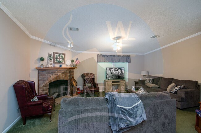 Building Photo - 4 bedroom 2 bath Double-Wide Trailer tastefully decorated and fully furnished available 12/1/25  ...