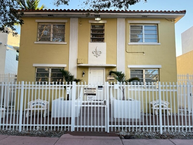 Building Photo - 545 Michigan Ave