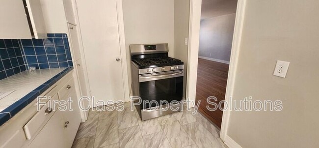 Building Photo - 1126 NW 55th St