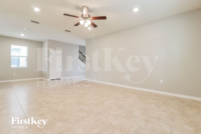 Building Photo - 7681 Yale Harbor Dr