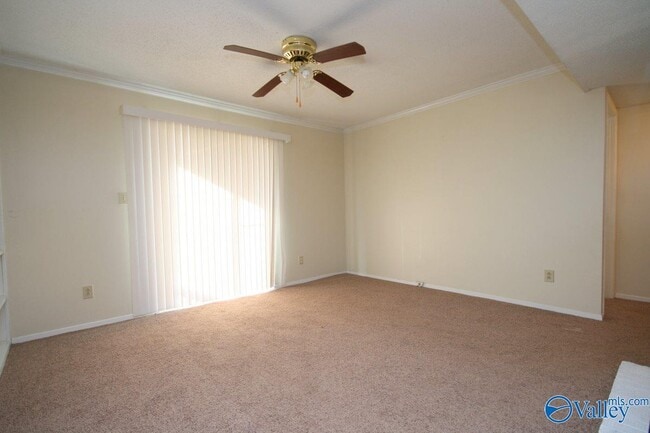 Building Photo - 6644 Willow Pointe Dr NW