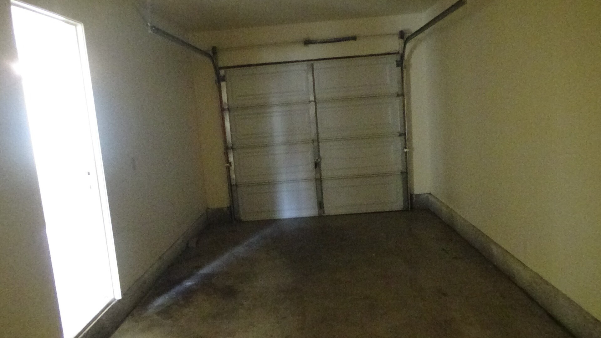 Attached Garage - 712 Summerwood Ln