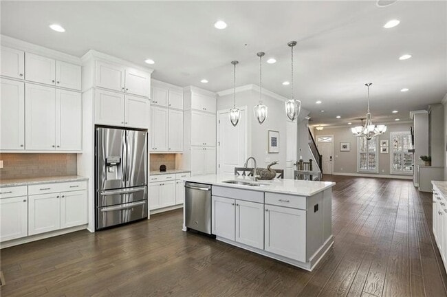 Building Photo - 355 Cricket Ln