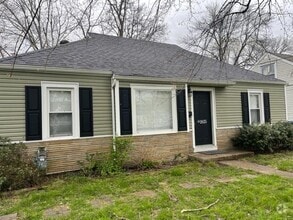 Building Photo - 2625 Alanmede Rd