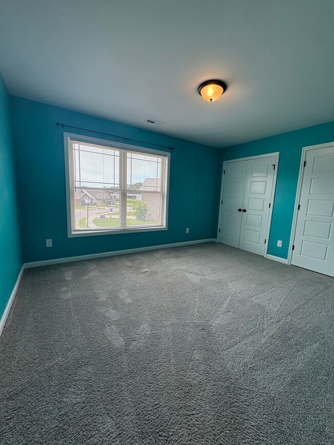 Building Photo - 203 Rye Cir