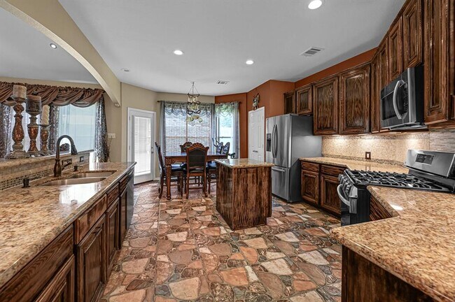 Building Photo - 5542 Morgan Park Ln