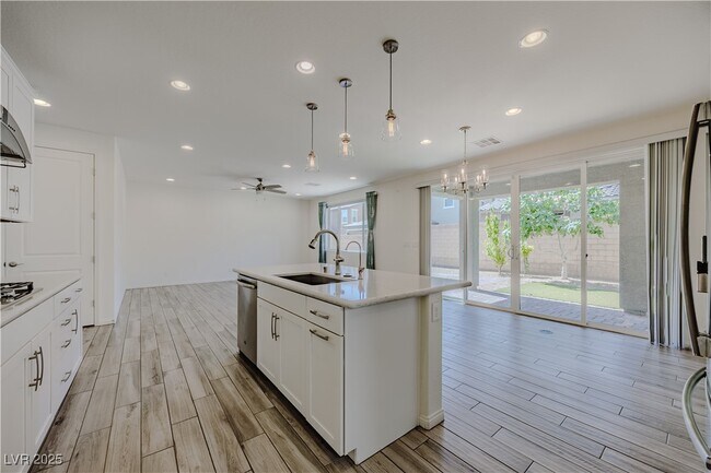 Building Photo - 6403 Ava Ridge Ave